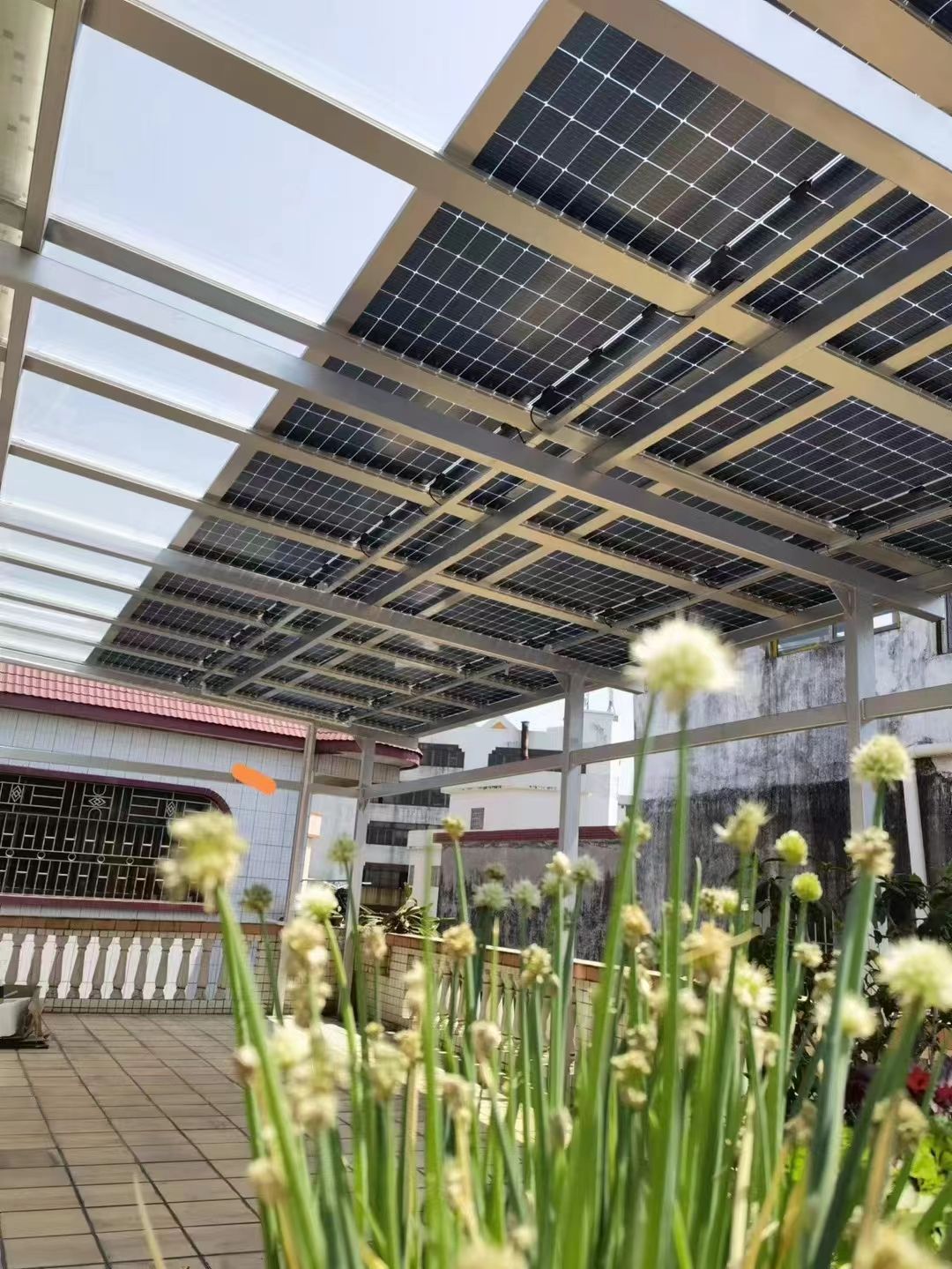 香河别墅家用屋顶太阳能发电系统安装
